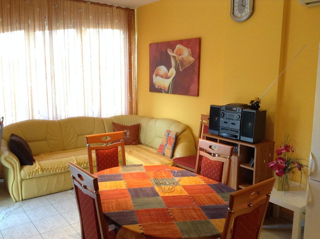 Ferienwohnung Babati Apartmanhaz Zalakaros Exterior foto